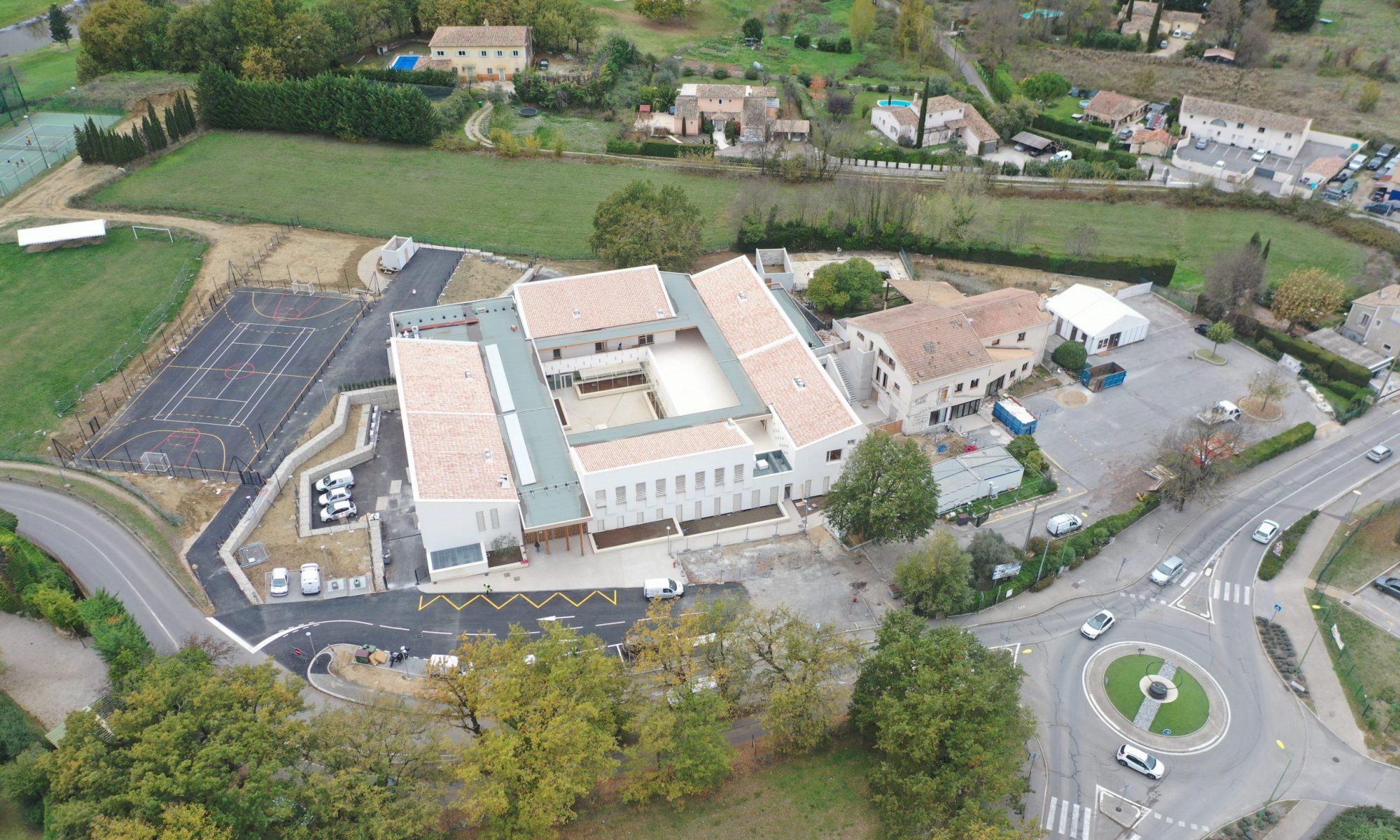 Commune d'opio Construction du groupe solaire vrd -terrassement generaux